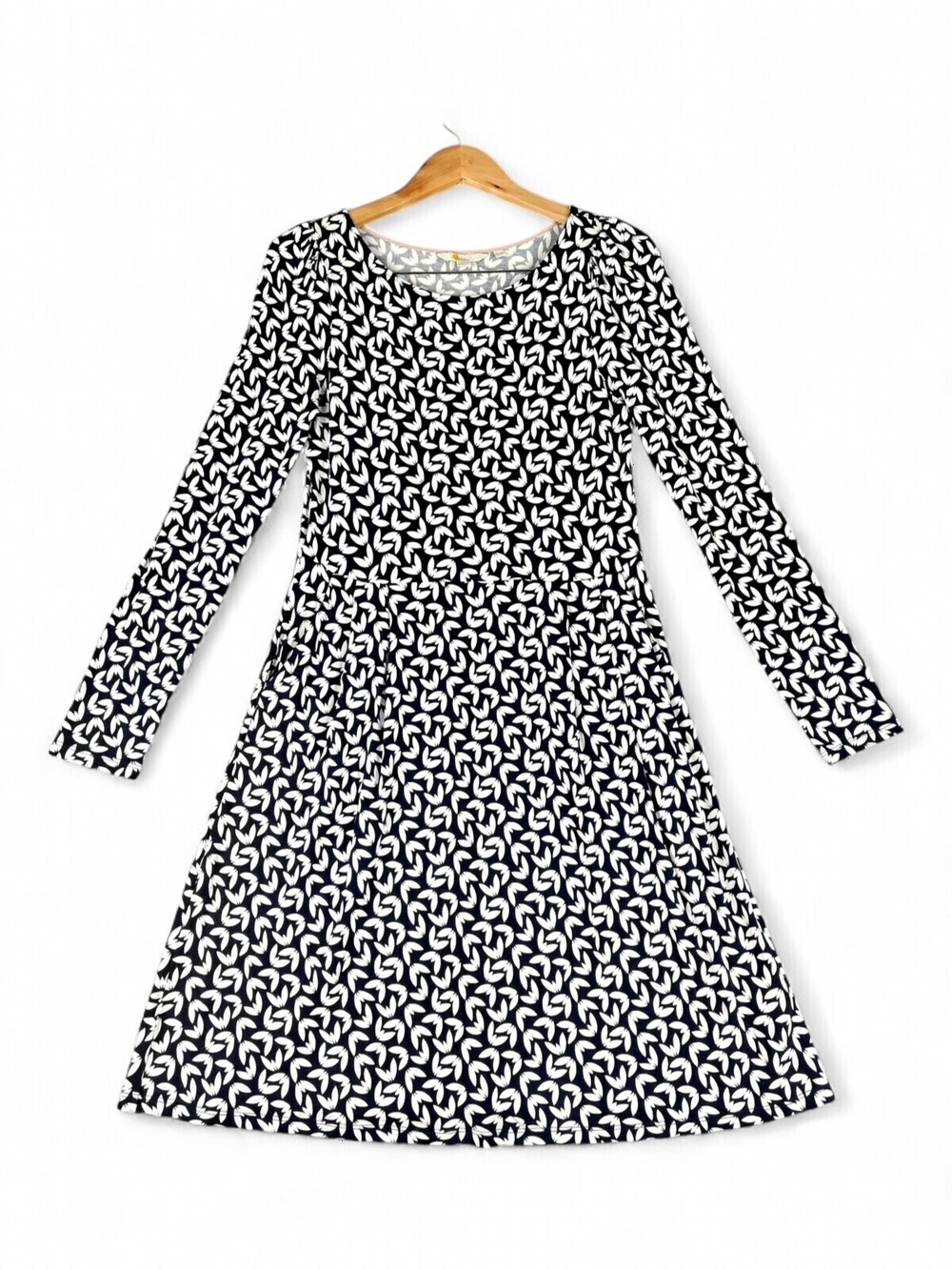 Boden Long Sleeve A-Line Dress Black White Leaf Print Size 8